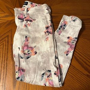American Eagle floral jeans